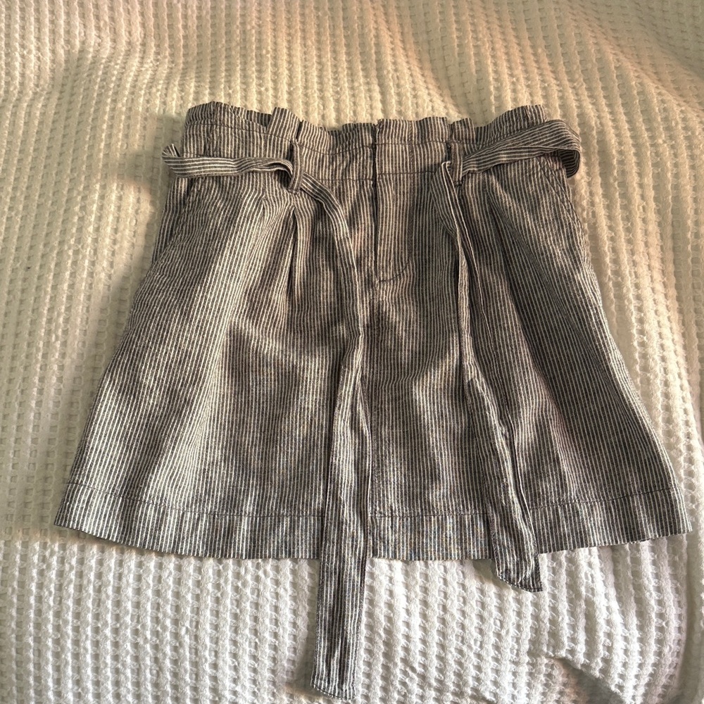 LOFT Gray Striped A-Line Skirt